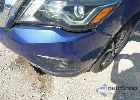 2017 Nissan Pathfinder Platinum/S/Sl/Sv z USA, uszkodzony, nr VIN 5N1DR2MM2HC617907